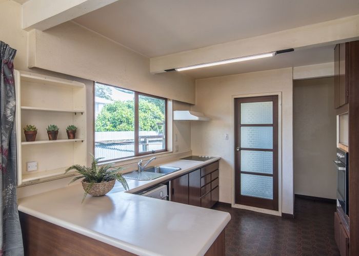  at 22 Sunshine Avenue, Paraparaumu