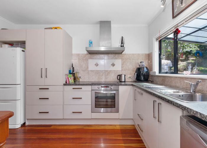  at 27 Brick Bay Drive, Sandspit