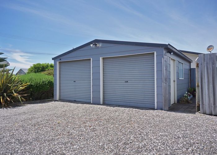  at 548 Pukehina Parade, Te Puke