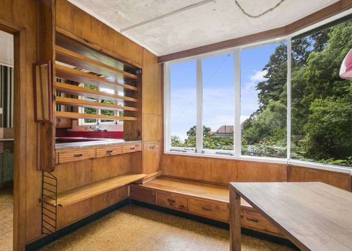  at 9 Waerenga Road, Days Bay, Lower Hutt