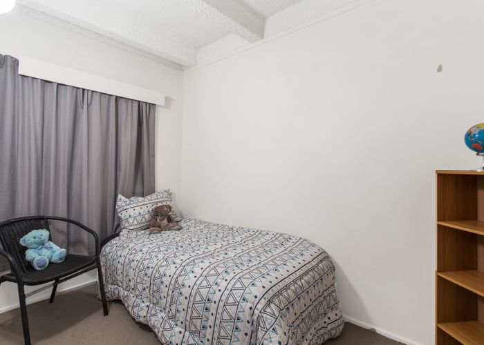  at 8/64 Grange Road, Mount Eden, Auckland