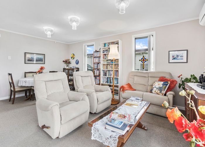  at 44 Evans Road, Weymouth, Auckland