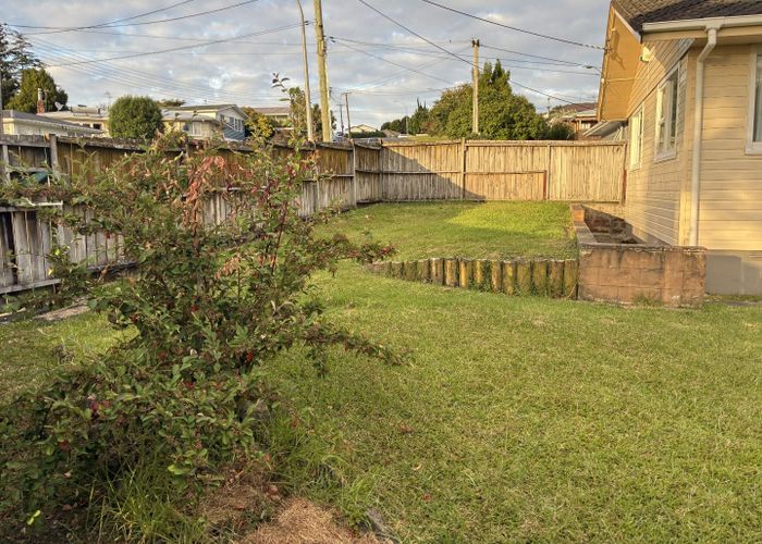  at 14 Helena Street, Massey, Waitakere City, Auckland