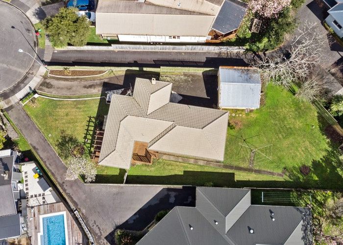  at 18 Golden Place, Fairfield, Hamilton