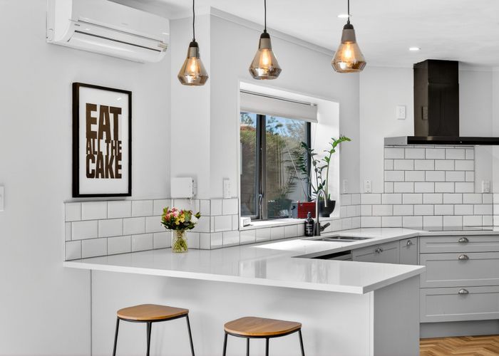  at 4 Hyatt Grove, Greenmeadows, Napier, Hawke's Bay