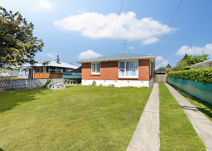  at 28 Bader Street, Bader, Hamilton