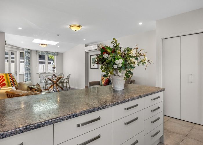  at 1/89 Carlton Mill Road, Merivale, Christchurch City, Canterbury