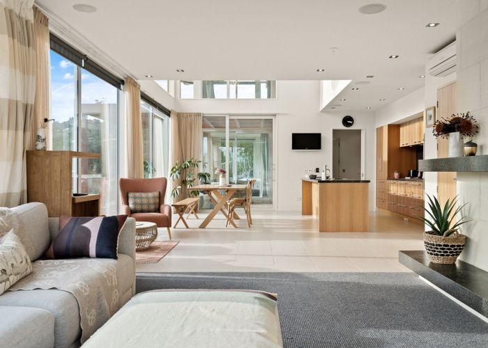  at 8 Mission Cove, Company Bay, Dunedin, Otago