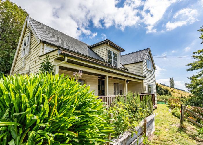  at 8 Shadbolts Road, Pigeon Bay, Banks Peninsula, Canterbury