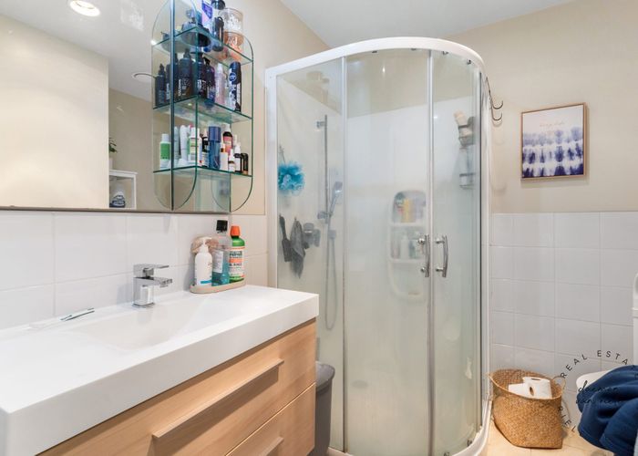  at 57/8 Landscape Road, Papatoetoe, Manukau City, Auckland