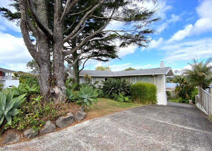  at 45 Sylvan Park Avenue, Milford, North Shore City, Auckland