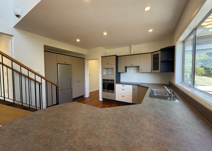  at 46 Valley Road, Cashmere, Christchurch City, Canterbury