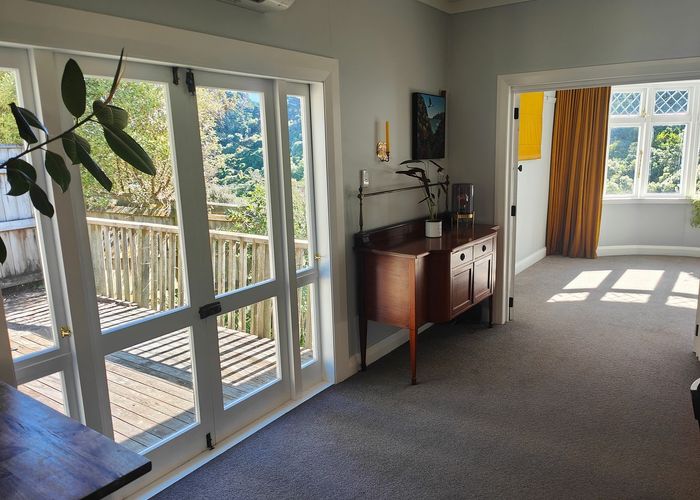  at 144 Rakau Road, Hataitai, Wellington