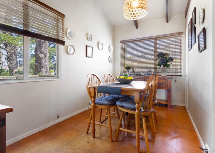  at 18A Bedford Street, Te Atatu South, Auckland