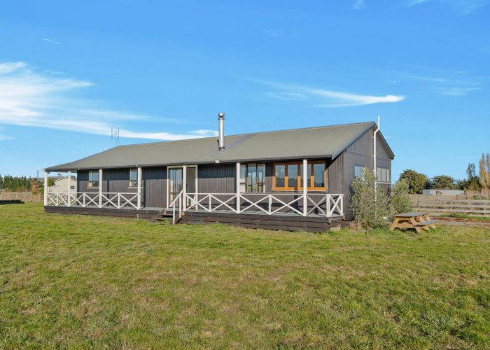  at 90 Settlement Road, Morison Bush, Greytown
