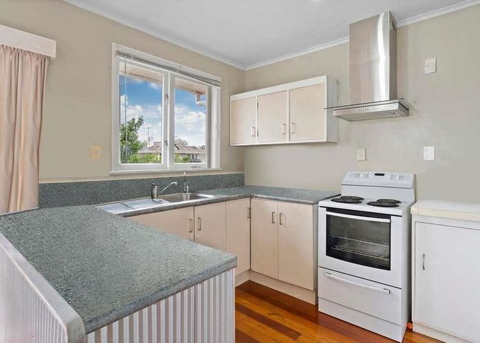  at 6 Murray Street, Gate Pa, Tauranga