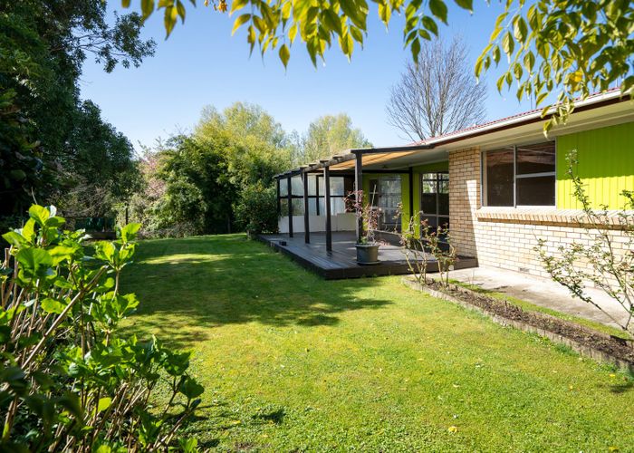  at 5 Blairgowrie Place, Leamington, Cambridge