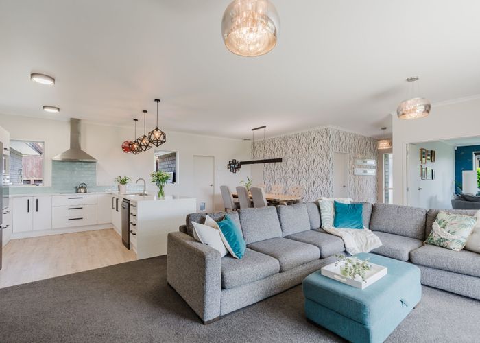  at 1 Ruske Place, Grandview Heights, Hamilton, Waikato