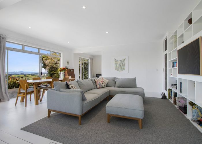  at 292 Lindemann Road, Tahawai