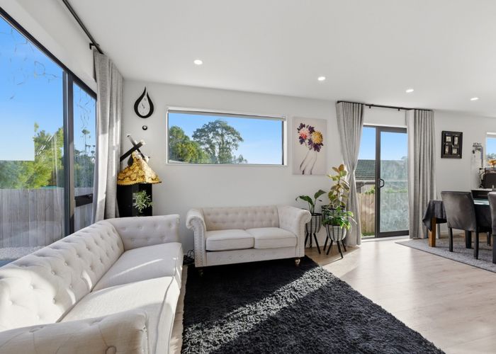  at 70D Stanley Road, Glenfield, North Shore City, Auckland