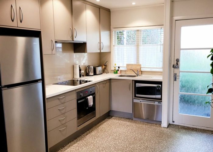  at 2/76A Ranfurly Rd, Epsom, Auckland City, Auckland