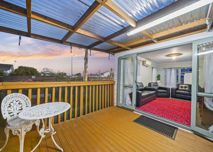  at 2/8 Martha Lane, Weymouth, Manukau City, Auckland