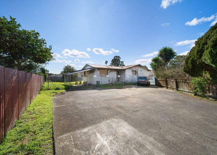  at 90 Chelburn Crescent, Mangere East, Manukau City, Auckland