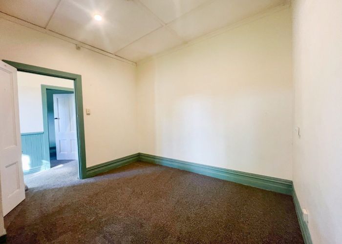  at 15 Bollard Avenue, New Windsor, Auckland City, Auckland