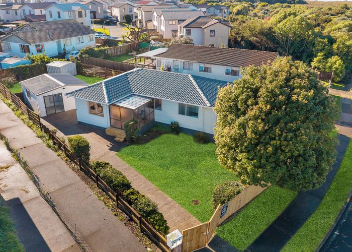  at 30 Becker Drive, Weymouth, Manukau City, Auckland