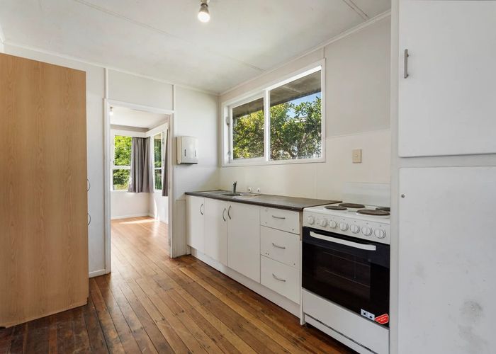  at 108 Tennessee Avenue, Mangere East, Auckland