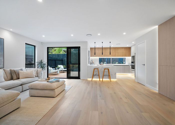  at 42 Gordon Avenue, Milford, North Shore City, Auckland