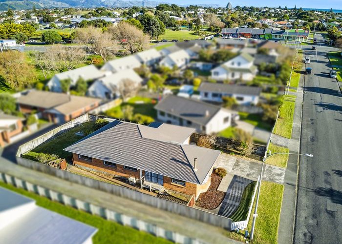  at 28 Te Kupe Road, Paraparaumu Beach, Kapiti Coast, Wellington