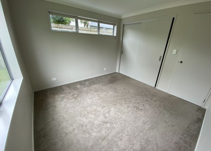  at 9 Kahawairahi Drive, Beachlands, Manukau City, Auckland