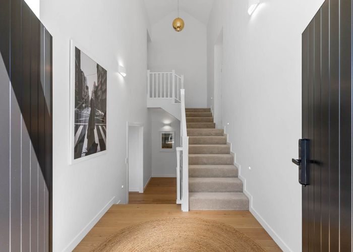  at 17 Asbury Crescent, Campbells Bay, North Shore City, Auckland