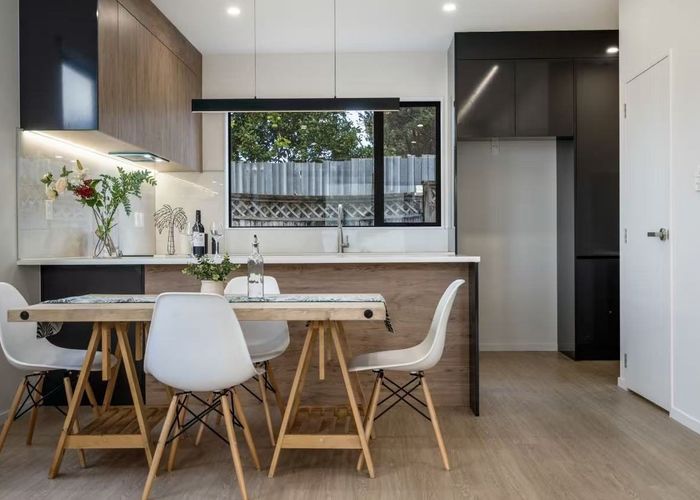  at 5/16 Binsted Road, New Lynn, Waitakere City, Auckland