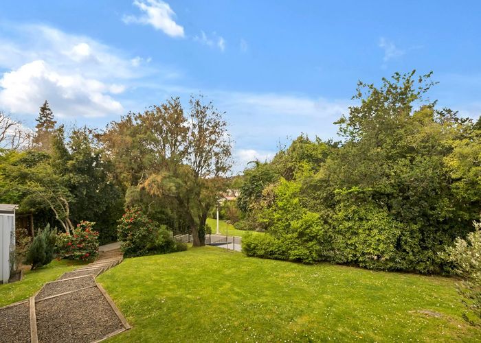  at 14 Rossmore Terrace, Cashmere, Christchurch City, Canterbury