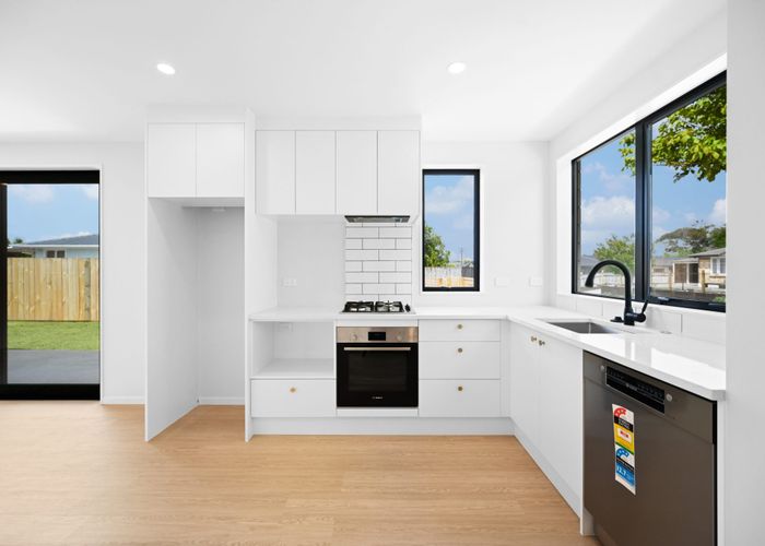  at 1 Michael Avenue, Dinsdale, Hamilton