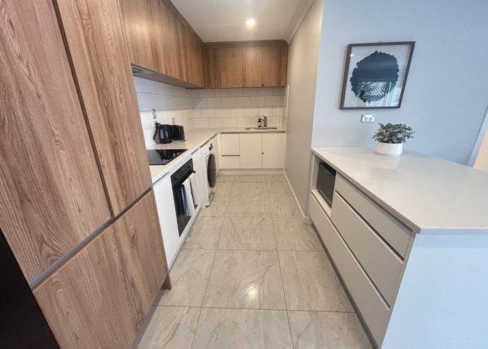  at 34 Richards Ave, Forrest Hill, North Shore City, Auckland