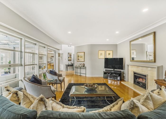  at 7 Bridgewater Road, Parnell, Auckland