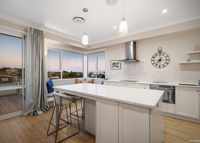  at 1/19 Toroa Street, Torbay, Auckland