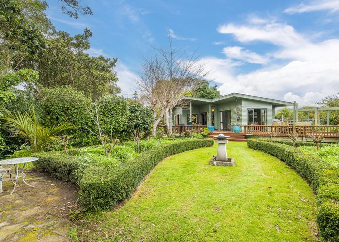  at 266 Te Moana Road, Waikanae