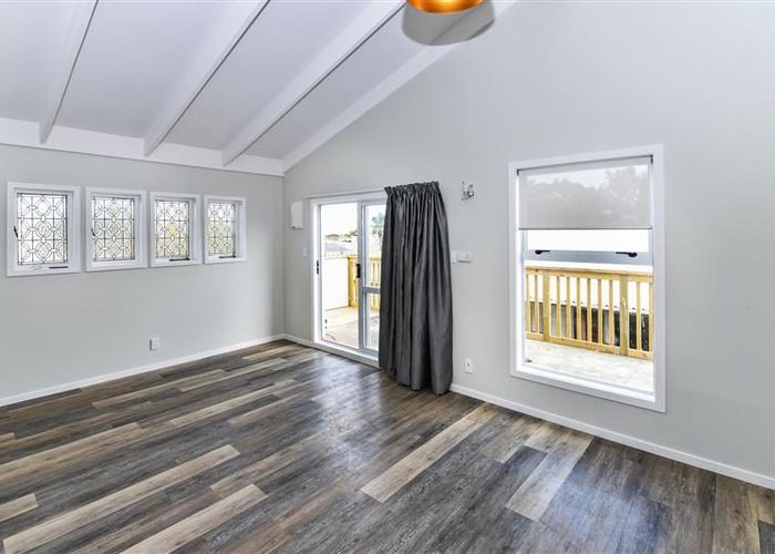  at 27B McInnes Road, Weymouth, Manukau City, Auckland
