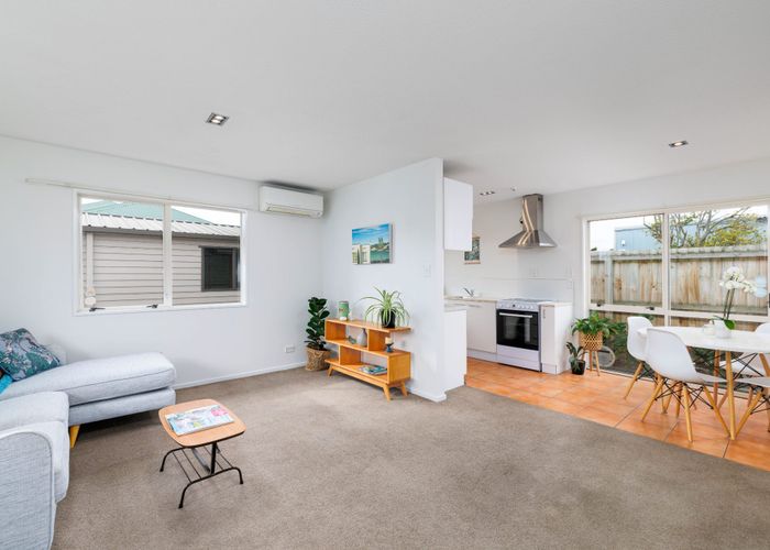  at 114A Pine Avenue, South New Brighton, Christchurch