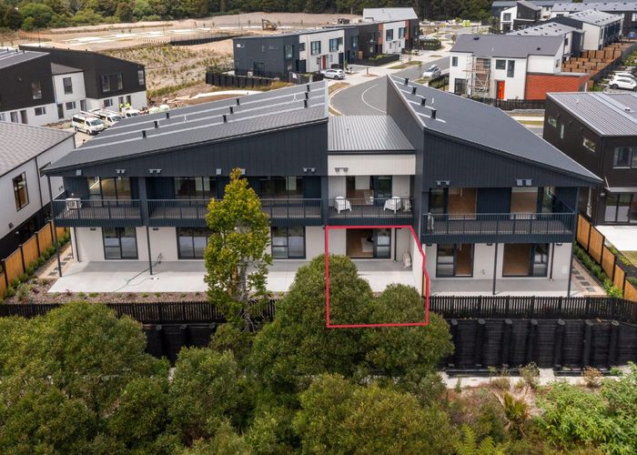 at 2/1 Parapara Place, Albany, North Shore City, Auckland
