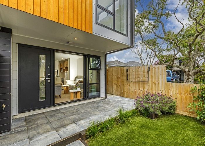  at 3/20 Moor Avenue, Te Atatu Peninsula, Waitakere City, Auckland