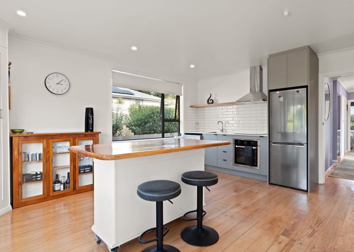  at 332 Tomahawk Road, Ocean Grove, Dunedin