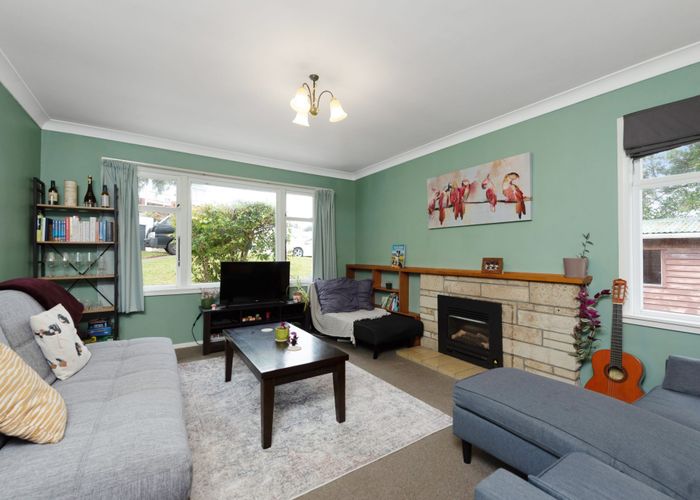  at 19 Woburn Road, Northland, Wellington