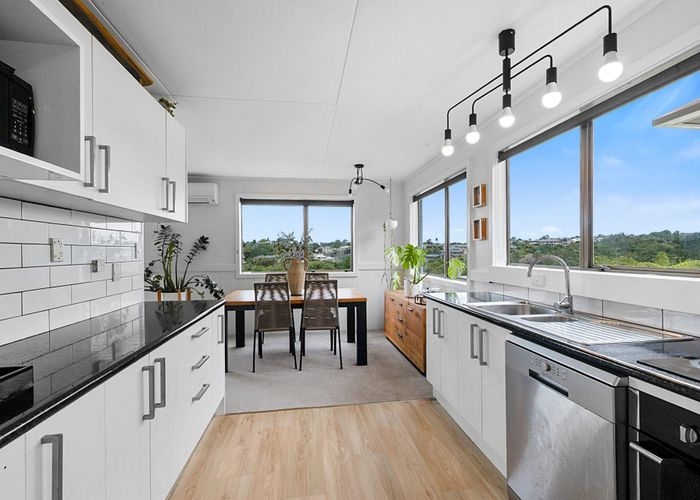  at 85 Cumberland Street, Welbourn, New Plymouth, Taranaki