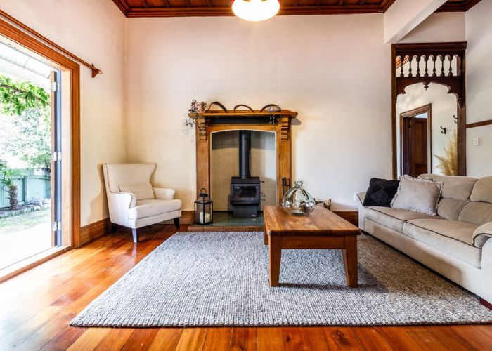  at 205 Grove Road, Mayfair, Hastings