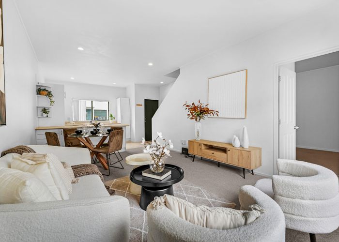  at 12 Vitex Lane, Henderson, Waitakere City, Auckland